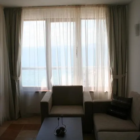 Helios Apartment